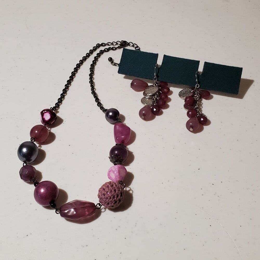 Unbranded Fuchsia Beaded Necklace Earring Costume Jewelry Set - Picture 10 of 11